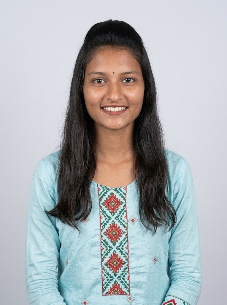 Juli Ekka - Full time Cleaner in Andheri in Mumbai